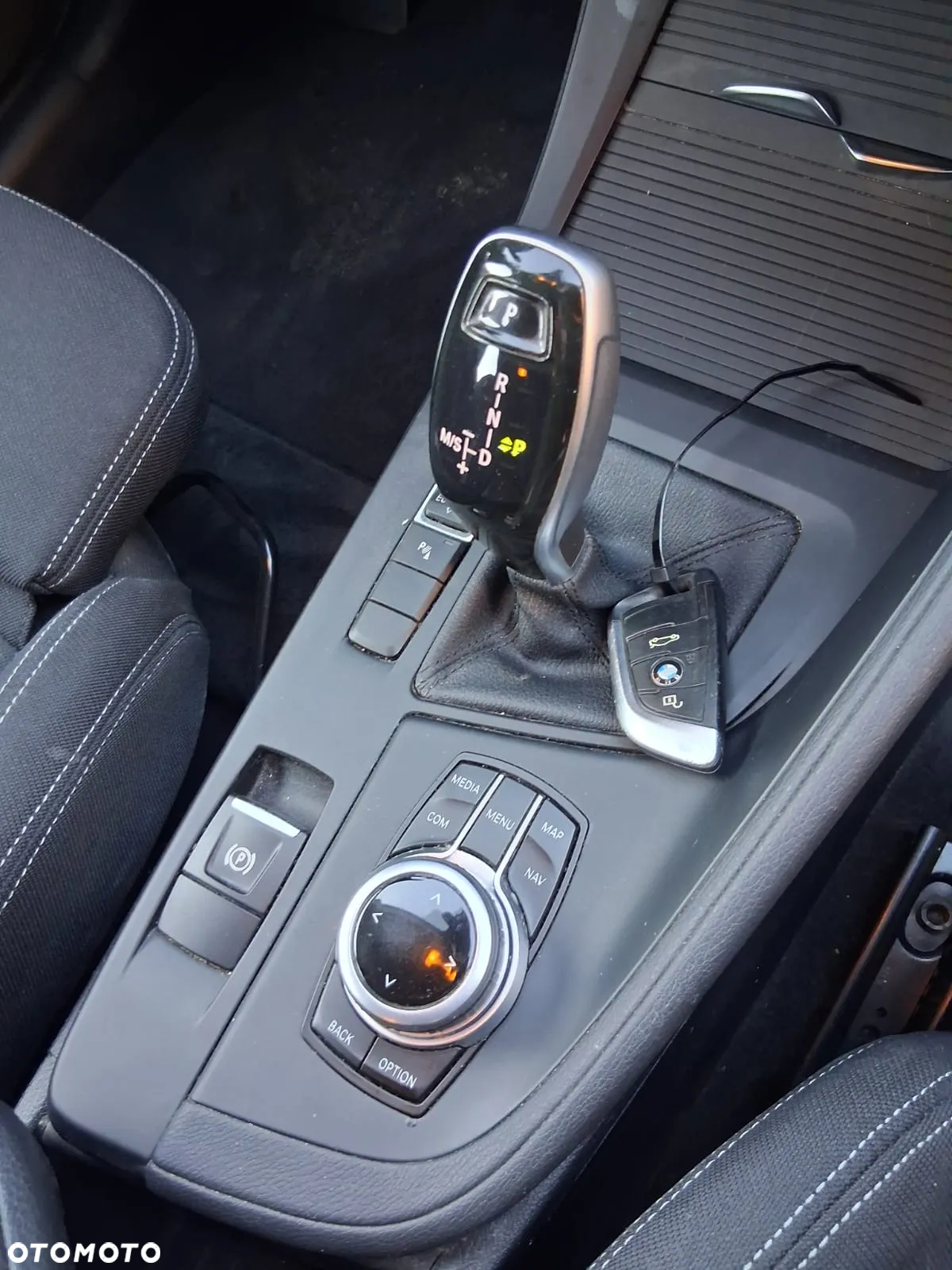 BMW X1 - 12