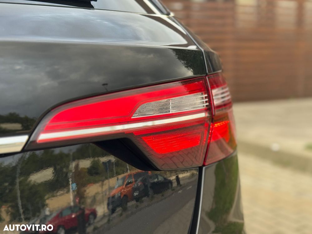 Audi A4 40 TDI S tronic S line - 35