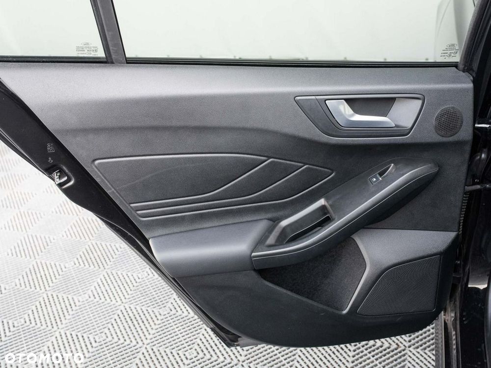 Ford Focus 2.3 EcoBoost ST X - 24