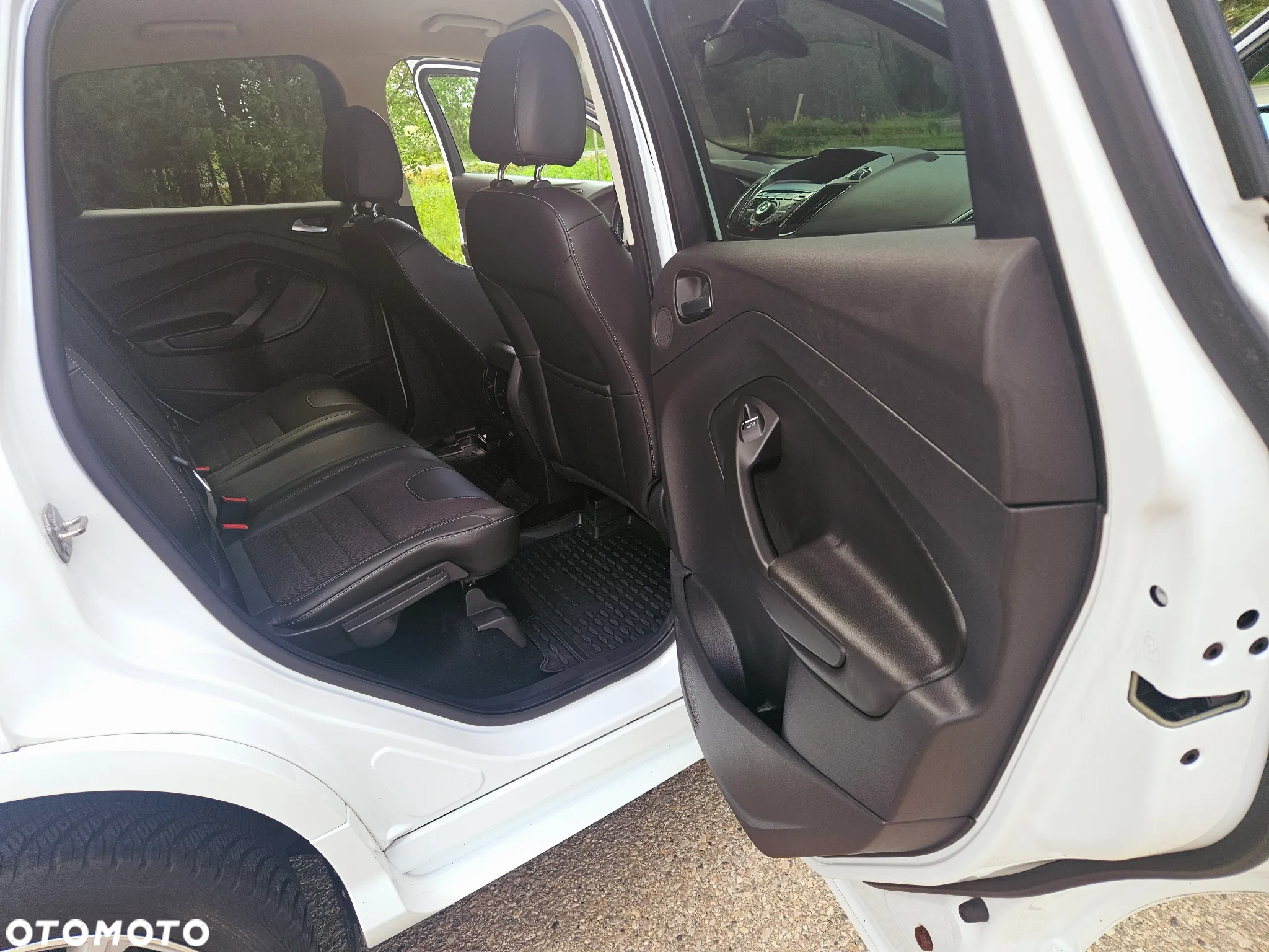 Ford Kuga 2.0 TDCi 4x4 Titanium - 17