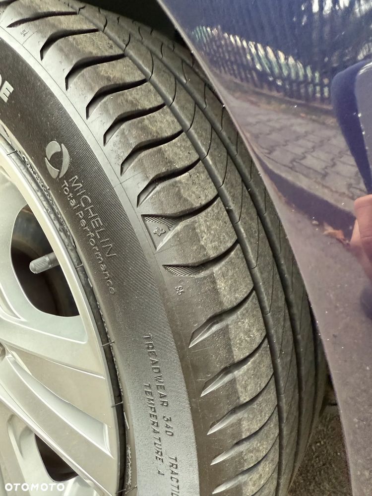 Peugeot 208 82 PureTech Style - 16