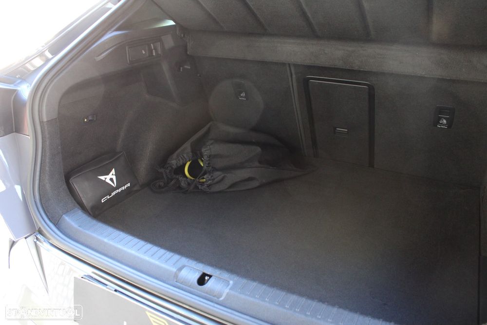 Cupra Formentor VZ 1.4 e-Hybrid DSG - 38