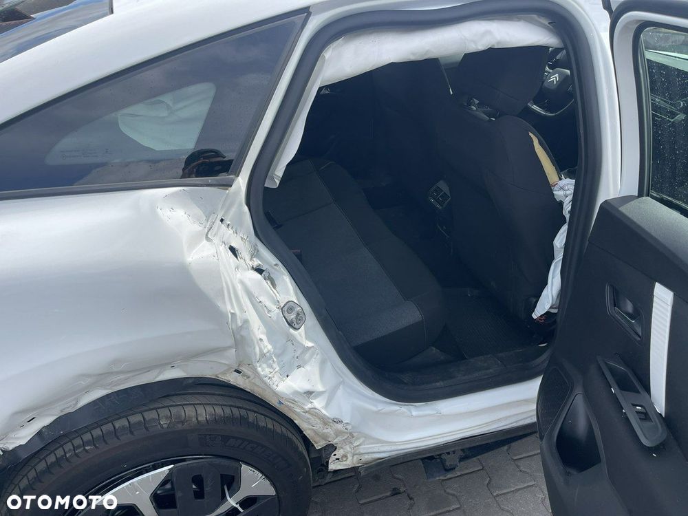 Citroën C4 PureTech 130 Stop&Start FEEL PACK - 4