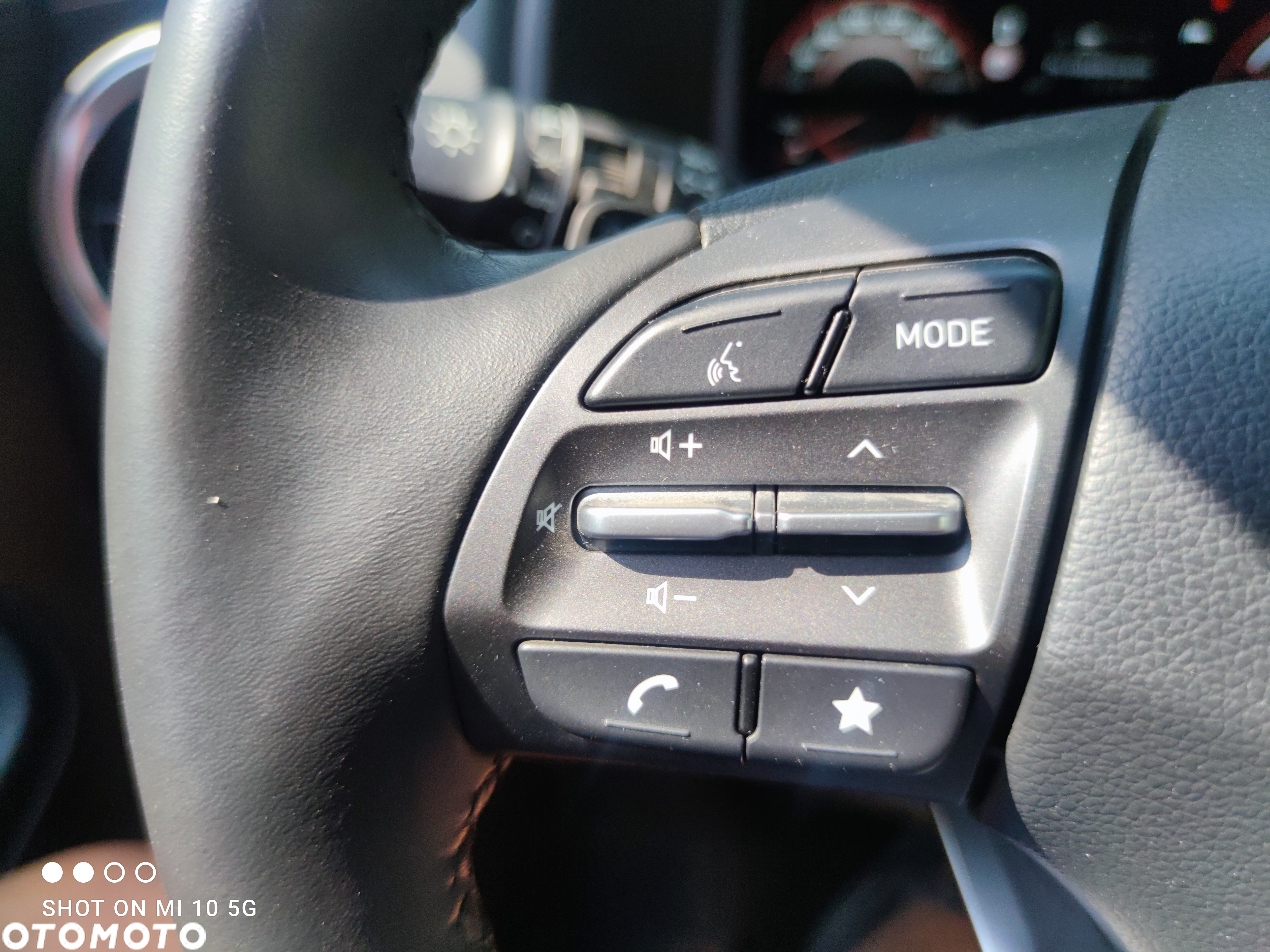 Hyundai Kona Electric 39kWh Premium - 32