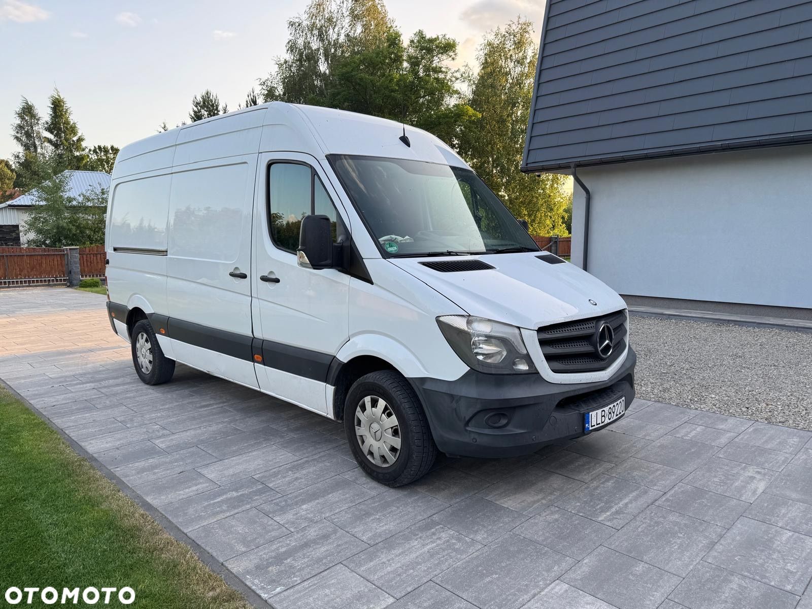 Mercedes-Benz Sprinter - 1
