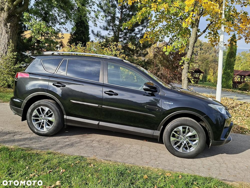 Toyota RAV4 - 11