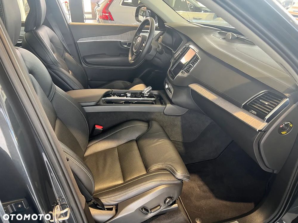 Volvo XC 90 B5 D AWD Ultimate Dark 7os - 8