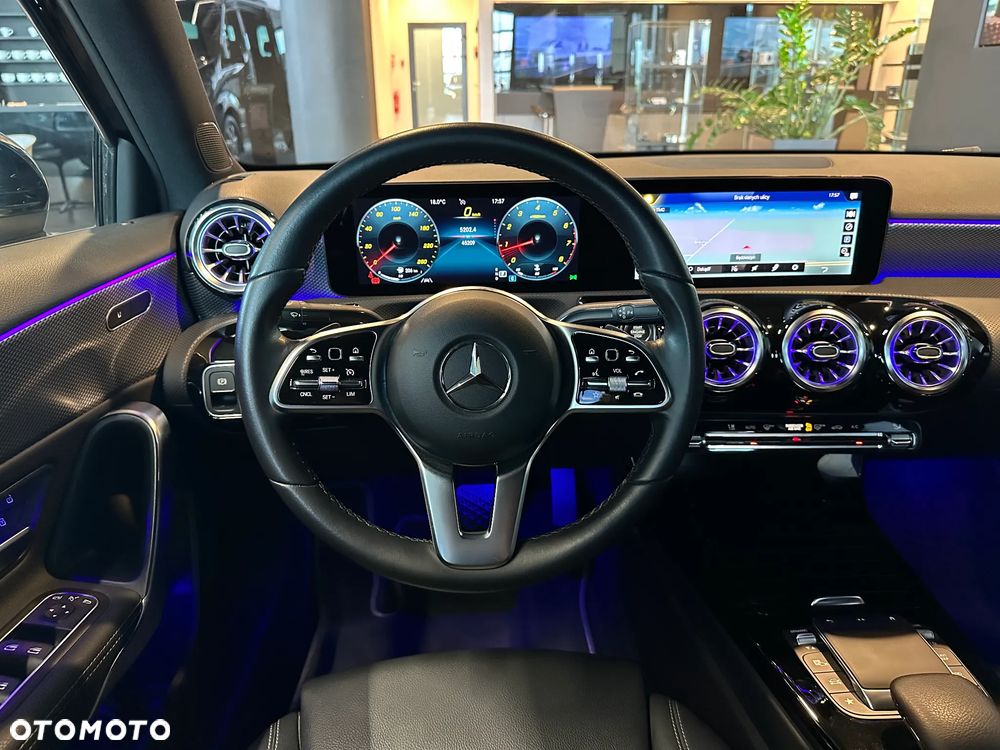 Mercedes-Benz Klasa A 250 Style 7G-DCT - 9