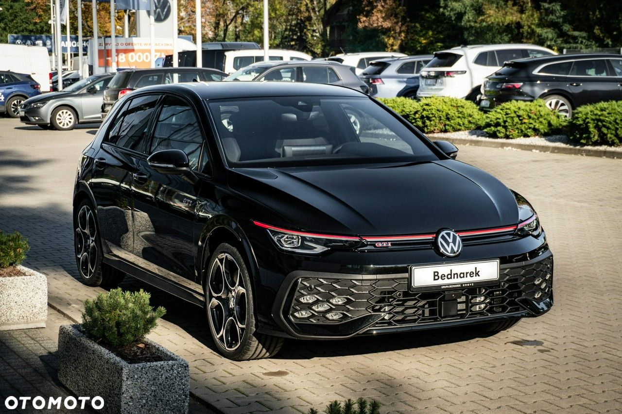 Volkswagen Golf - 5