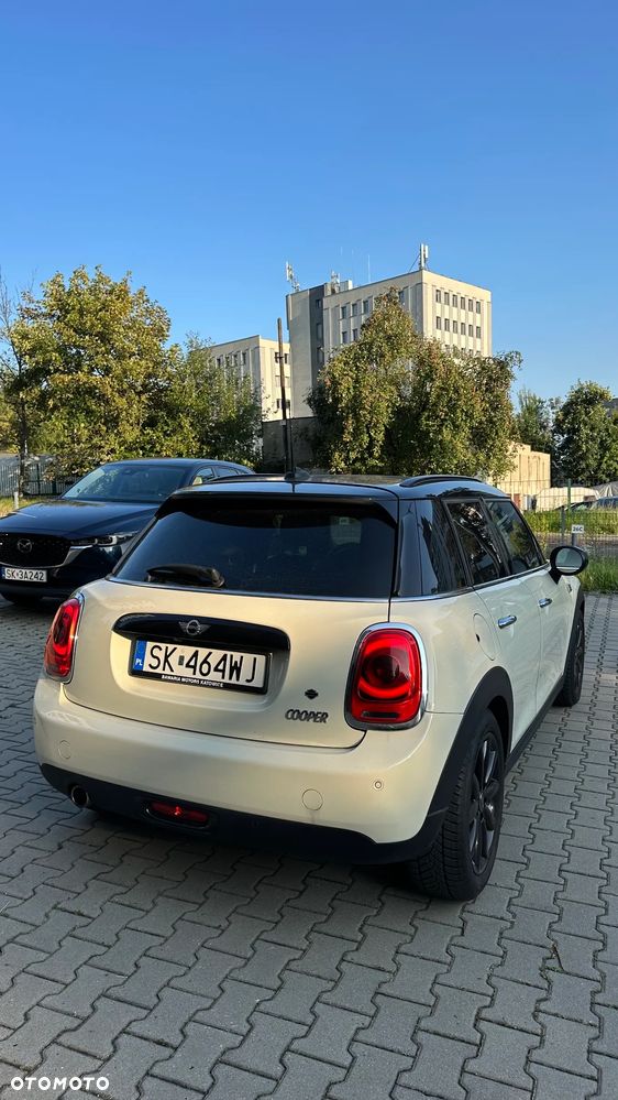 MINI Cooper Standard - 5