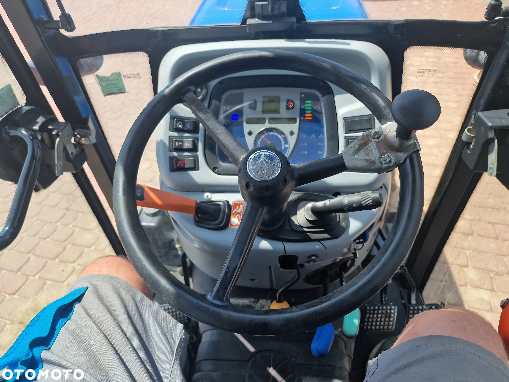 New Holland 4030V, 75KM - 10