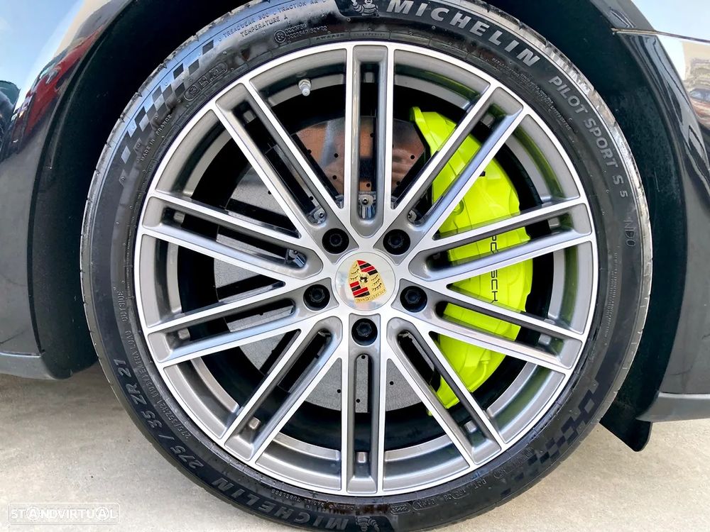 Porsche Panamera Turbo S E-Hybrid - 43