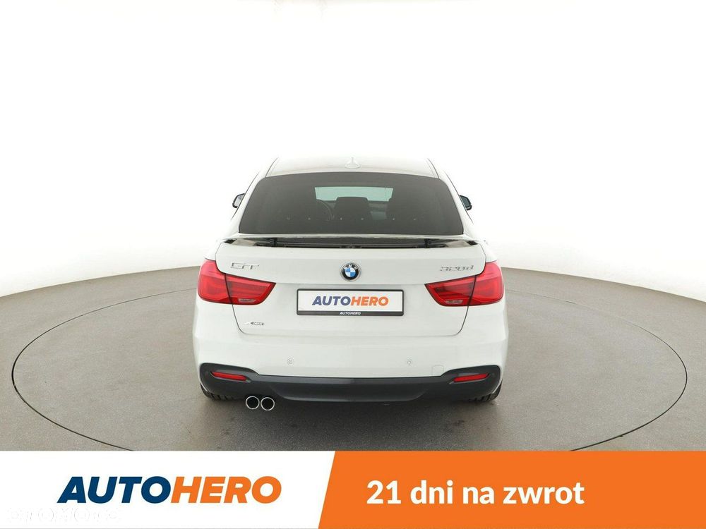 BMW Seria 3 320d xDrive M Sport - 7