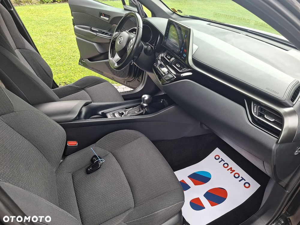 Toyota C-HR - 14