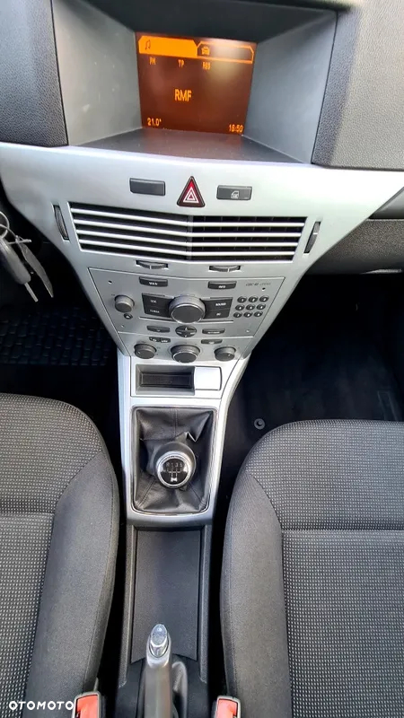 Opel Astra IV 1.4 Sport - 16