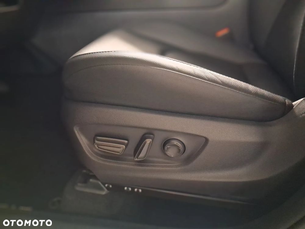 Toyota C-HR 1.8 Hybrid Executive - 17