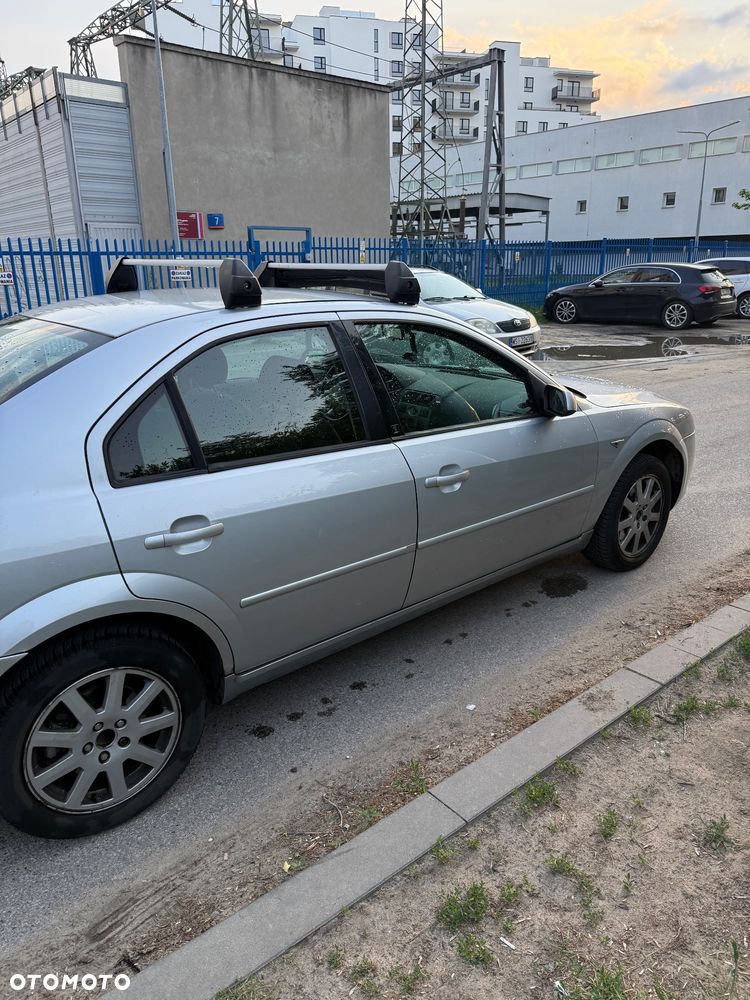 Ford Mondeo - 8