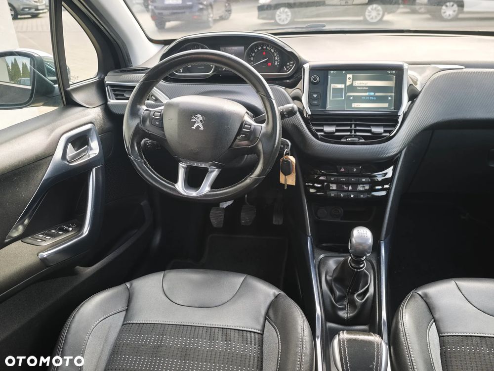 Peugeot 2008 e-HDi FAP 115 STOP & START Allure - 26