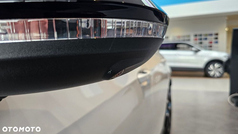 Volkswagen Golf - 17