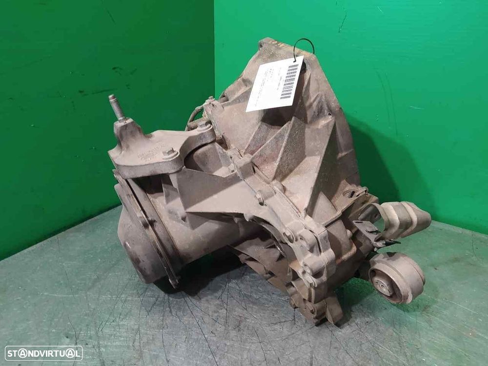 CAIXA VELOCIDADES FORD FIESTA V 2001 - 3