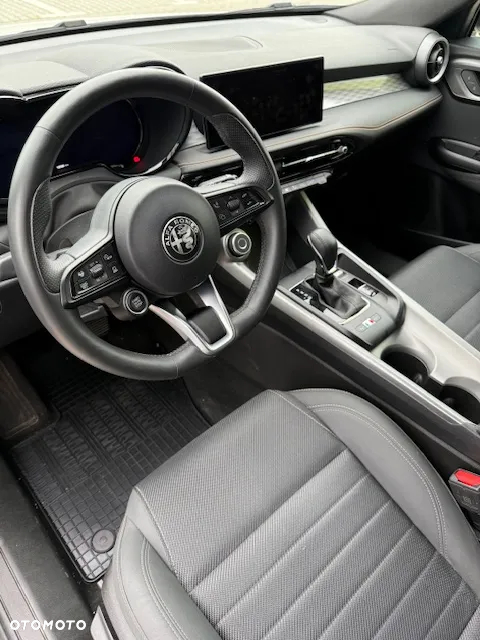 Alfa Romeo Tonale 1.5 T4 GSE mHEV TI DCT - 20