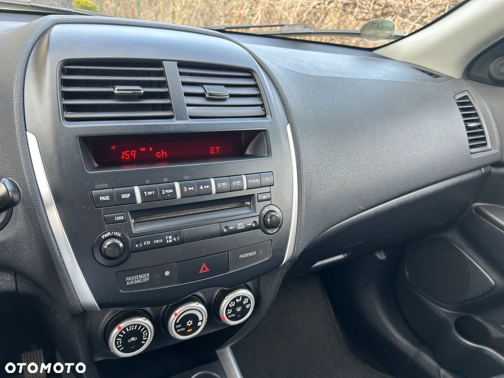 Mitsubishi ASX 1.6 2WD Instyle - 13