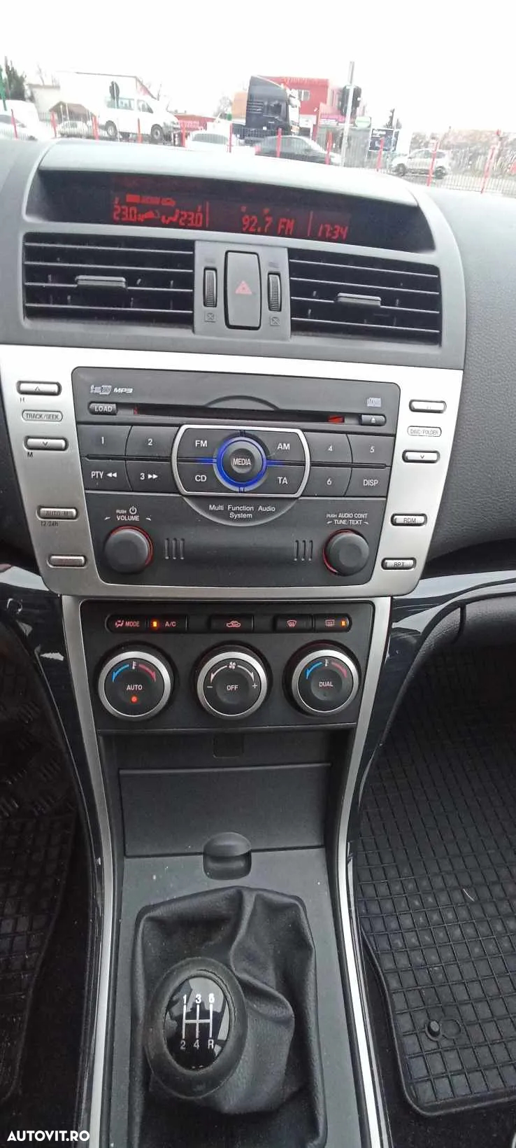 Mazda 6 1.8i CE - 14