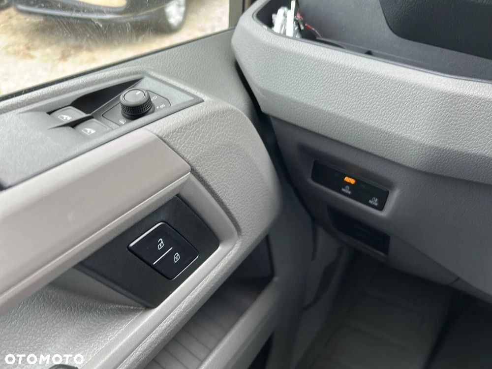 Volkswagen Crafter 35 (L4)/AUTOMAT Poj. Kabina ze Skrzynią, 2.0BiTDI 163KM - 25