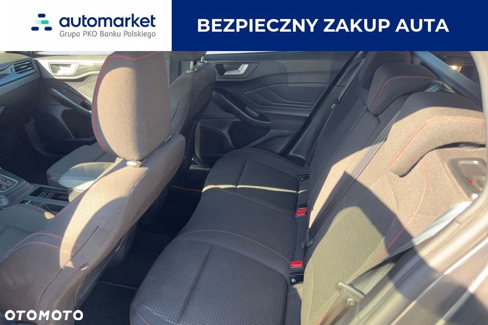 Ford Focus - 13