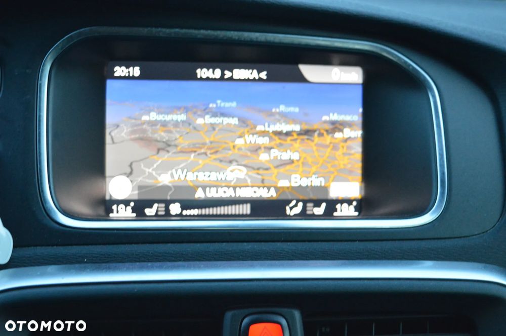Volvo V40 - 17