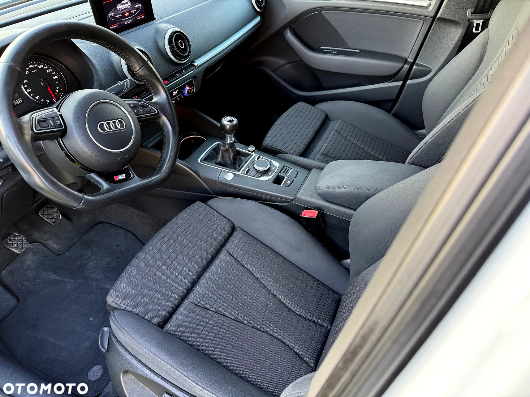 Audi A3 2.0 TDI Sportback S line Sportpaket - 7
