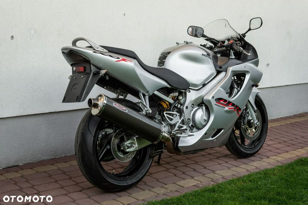 Honda CBR - 4
