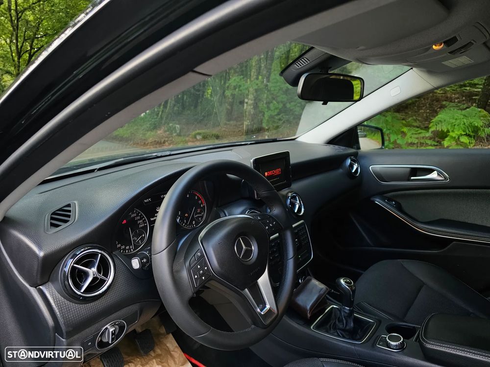 Mercedes-Benz A 180 CDI AMG Line - 10