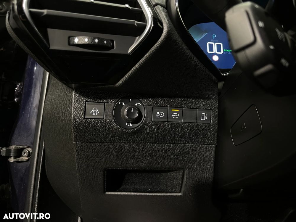 DS Automobiles DS 7 Crossback - 32