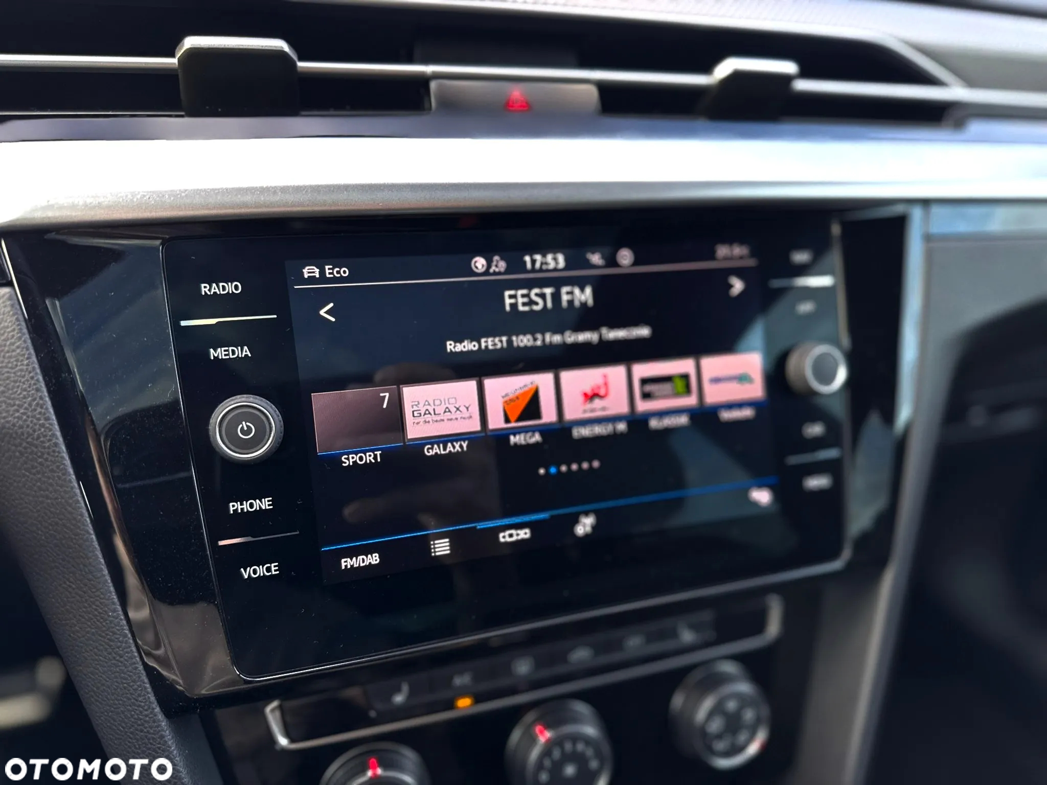 Volkswagen Arteon 2.0 TDI SCR 4Motion DSG R-Line - 27