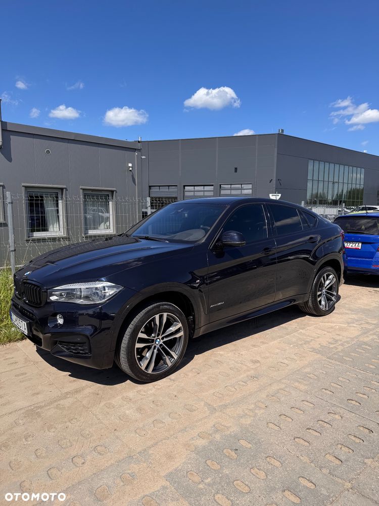 BMW X6 xDrive30d - 11