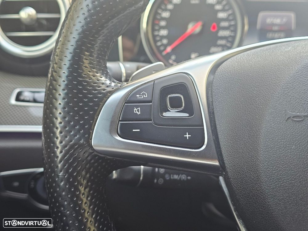 Mercedes-Benz E 350 d AMG 4-Matic - 27