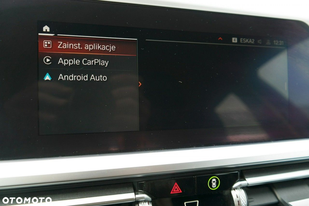 BMW Seria 3 318d Sport Line Shadow - 29