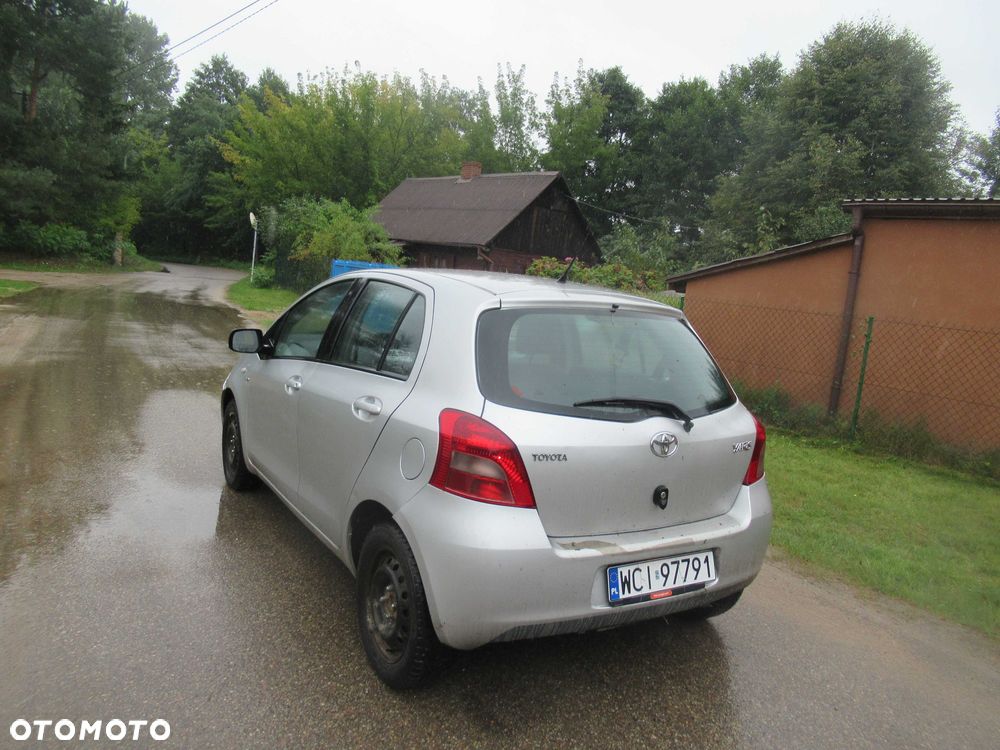 Toyota Yaris - 3