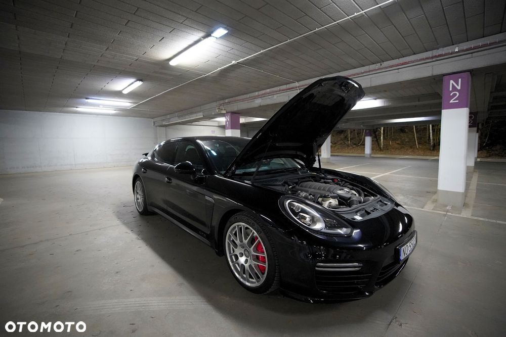 Porsche Panamera GTS - 10