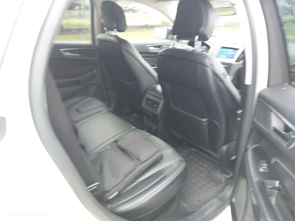 Ford Edge - 31