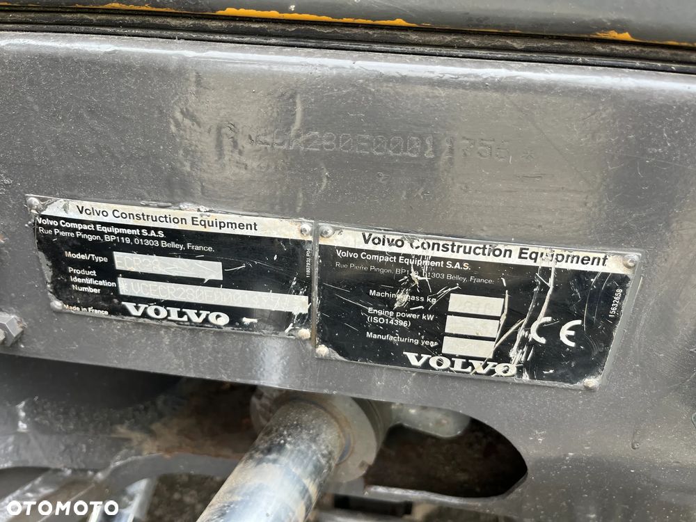 Volvo ECR28 - 11