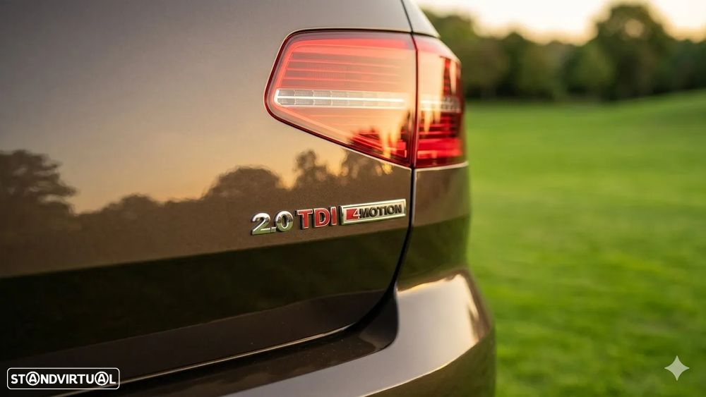 VW Passat 2.0 TDI R-Line DSG 4Motion - 4