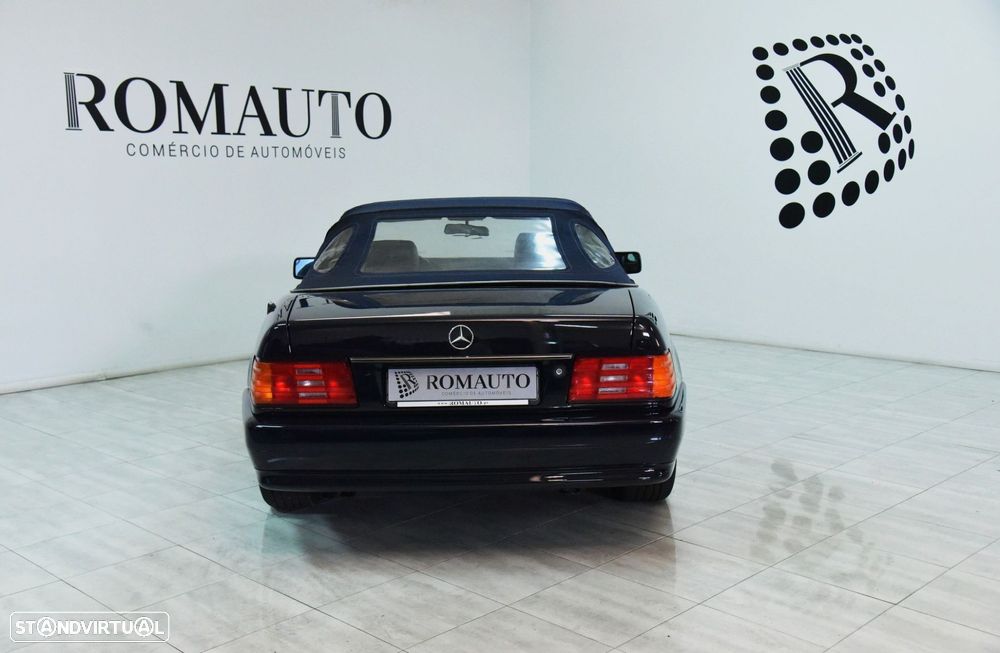 Mercedes-Benz SL 280 - 16