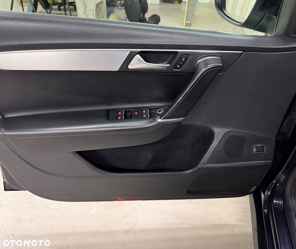 Volkswagen Passat 2.0 TDI Highline DSG - 22