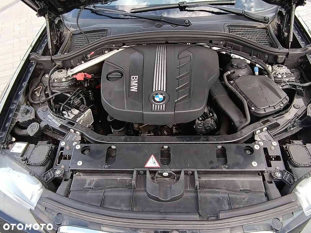 BMW X3 xDrive20d - 16