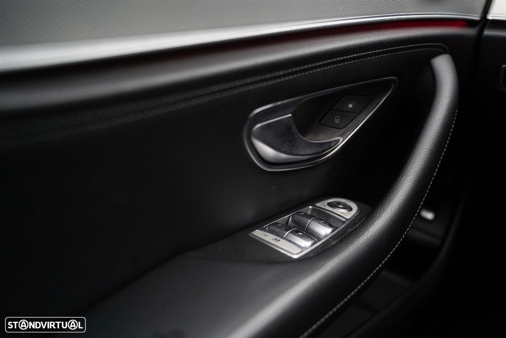 Mercedes-Benz E 220 d AMG Line - 19