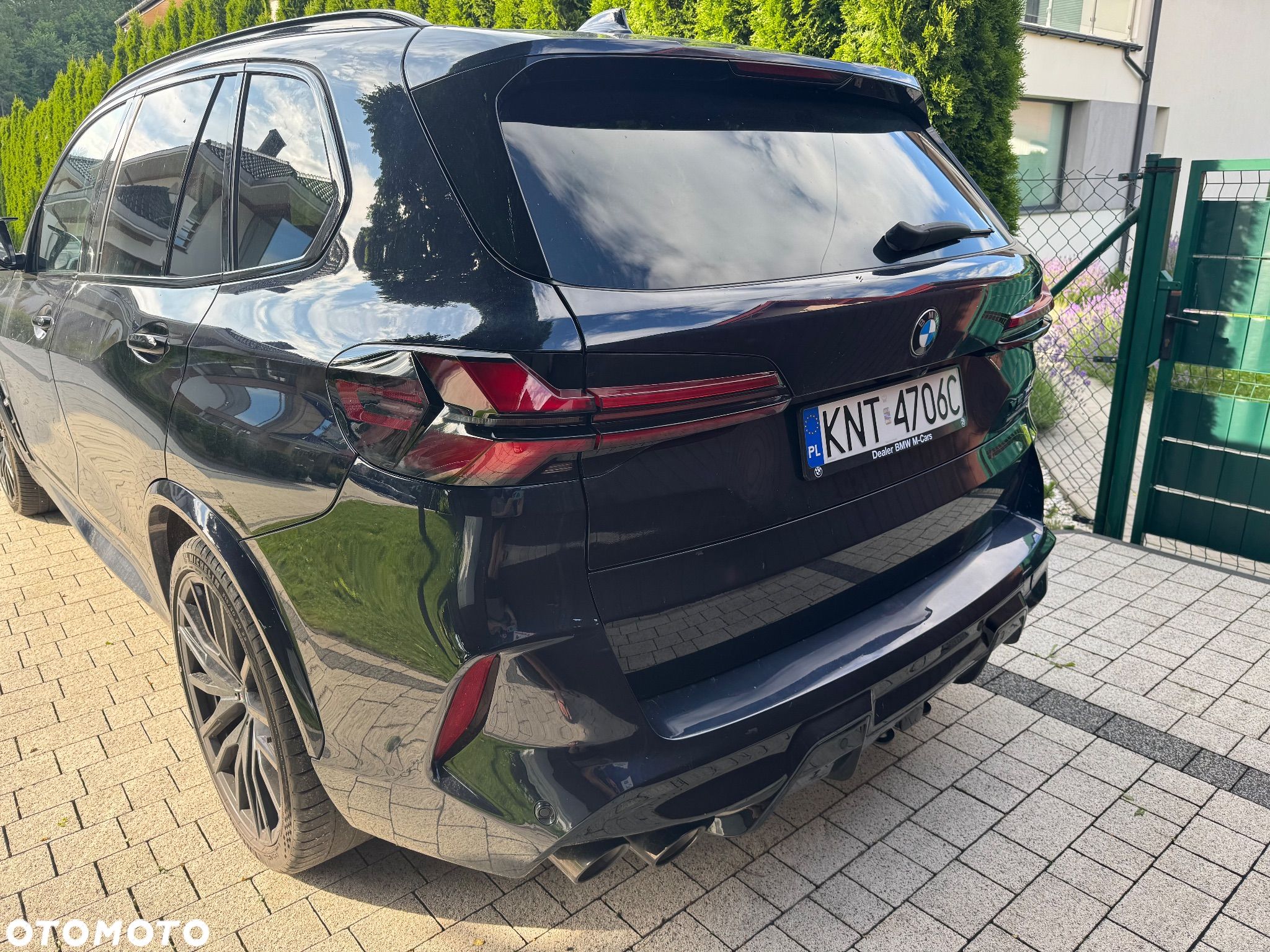 BMW X5 M M50i - 1