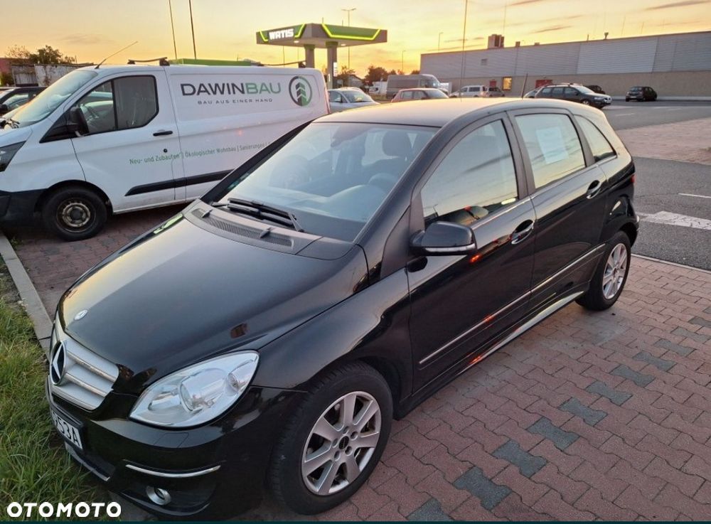 Mercedes-Benz Klasa B 200 CDI - 1