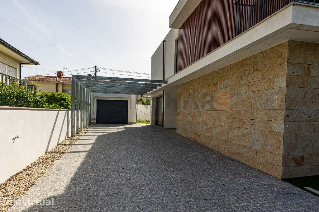 Moradia T4 em Palmeira, Braga - Grande imagem: 5/51